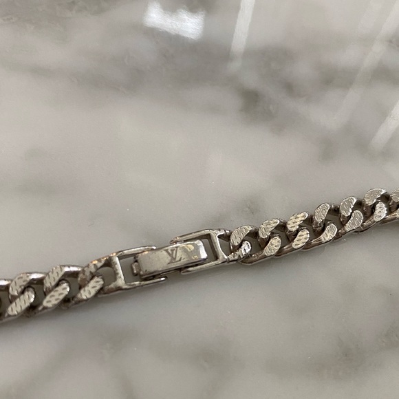 Louis Vuitton Gourmette Curb Link Necklace - Picture 7 of 10